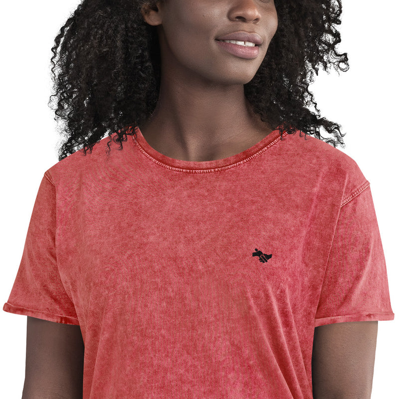 T-shirt en jean brodé "red - black"